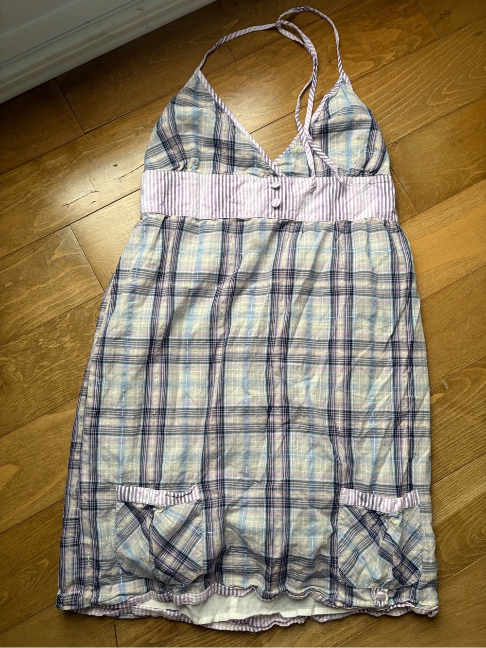 Vintage purple dress with pockets